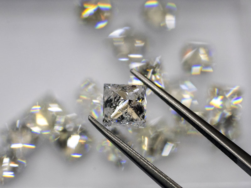 The creation of diamonds at De Beers will be powered by blockchain technology.