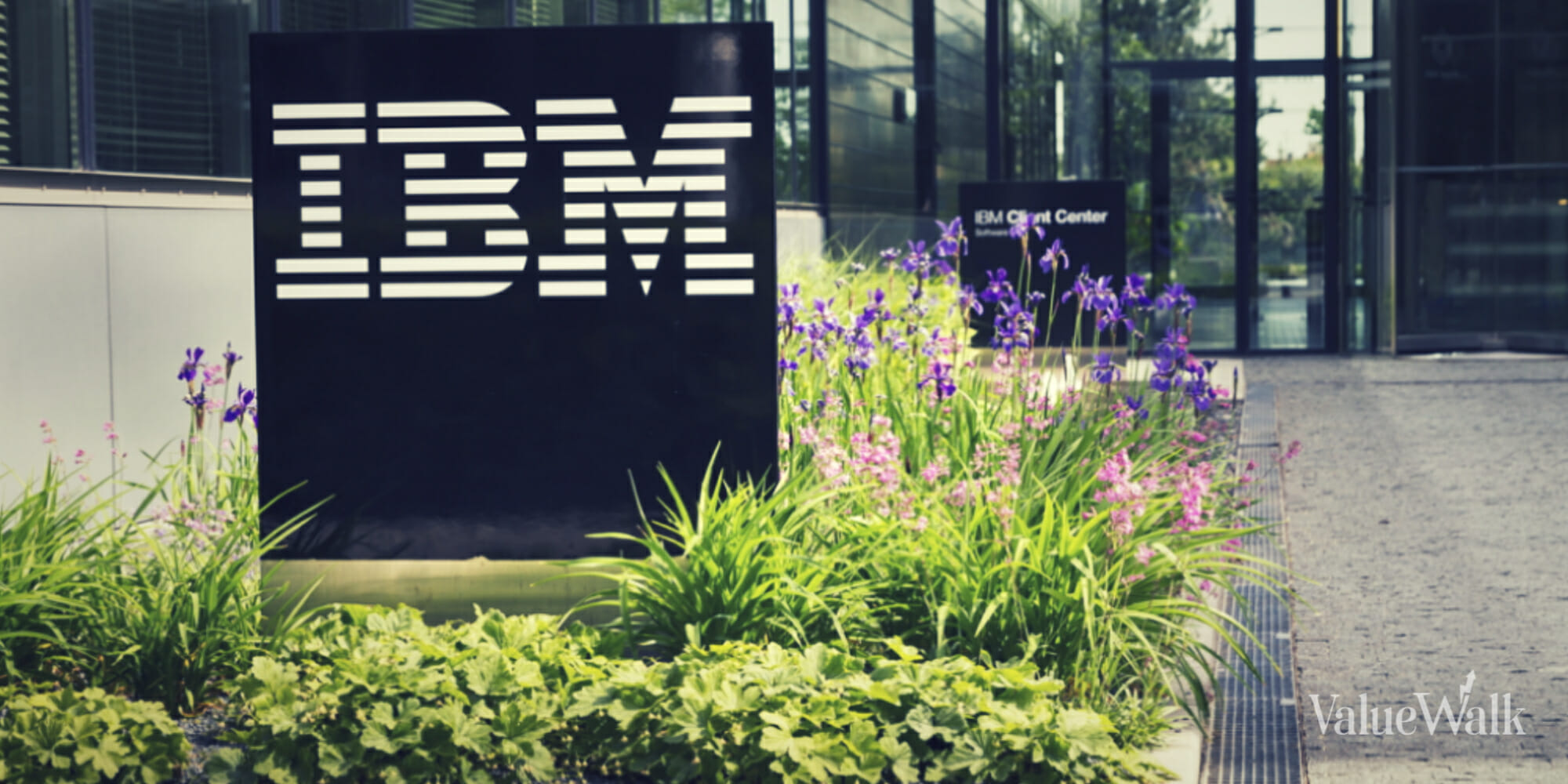 IBM Surpasses Expectations With Impressive $3.87 EPS In Q4 Earnings Report